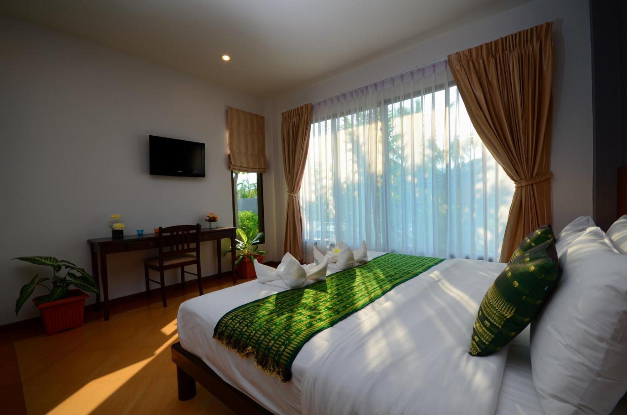 The Fusion Resort Hotel Chalong Exterior photo